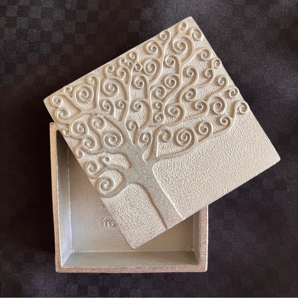 Vintage Vilmain Danforth Pewter Trinket Box with Lid Friendship Tree Handcrafted - Picture 12 of 12